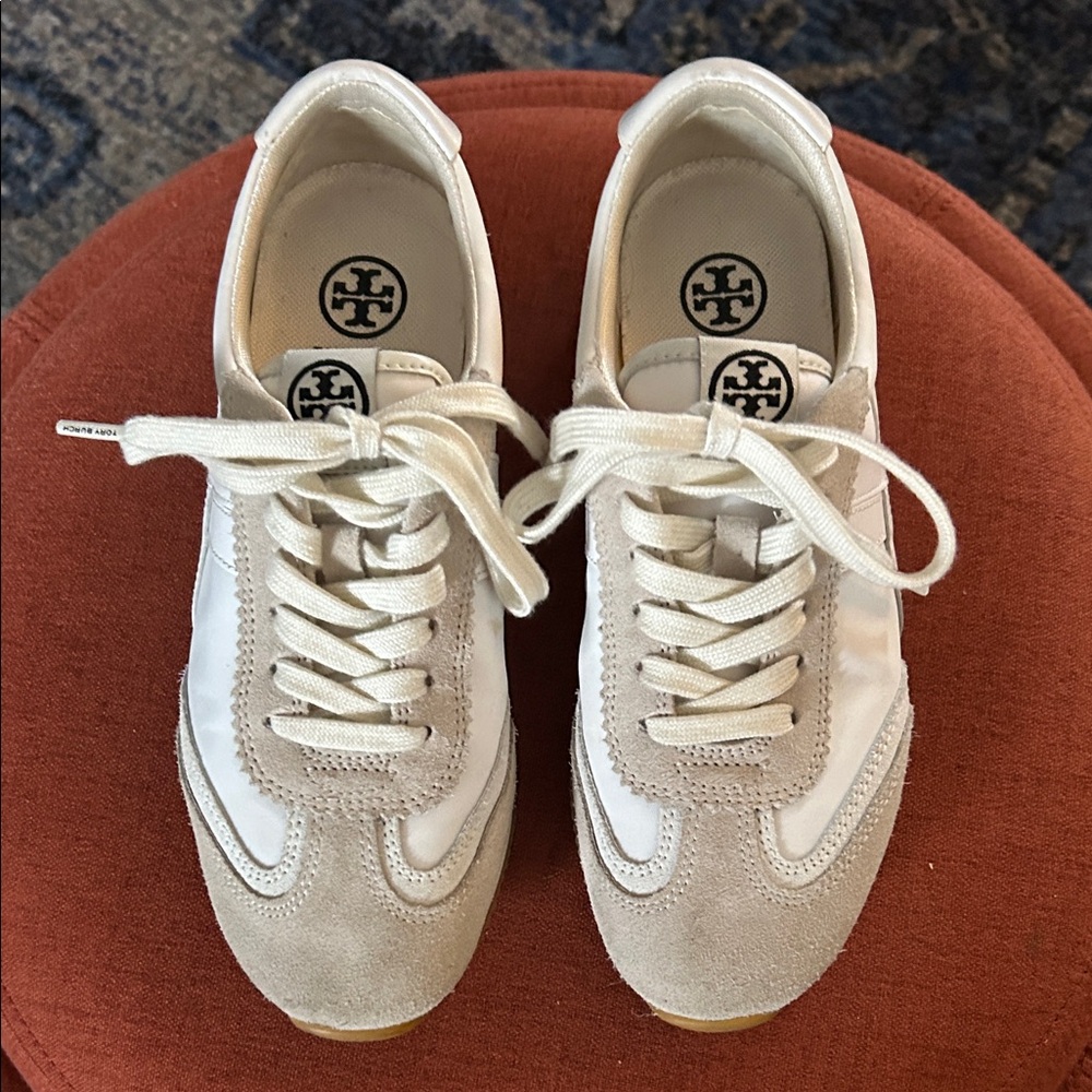 Tory Burch White & Beige Low-Top leather neutral Suede-Trim Sneakers 6.5 - Picture 2 of 9